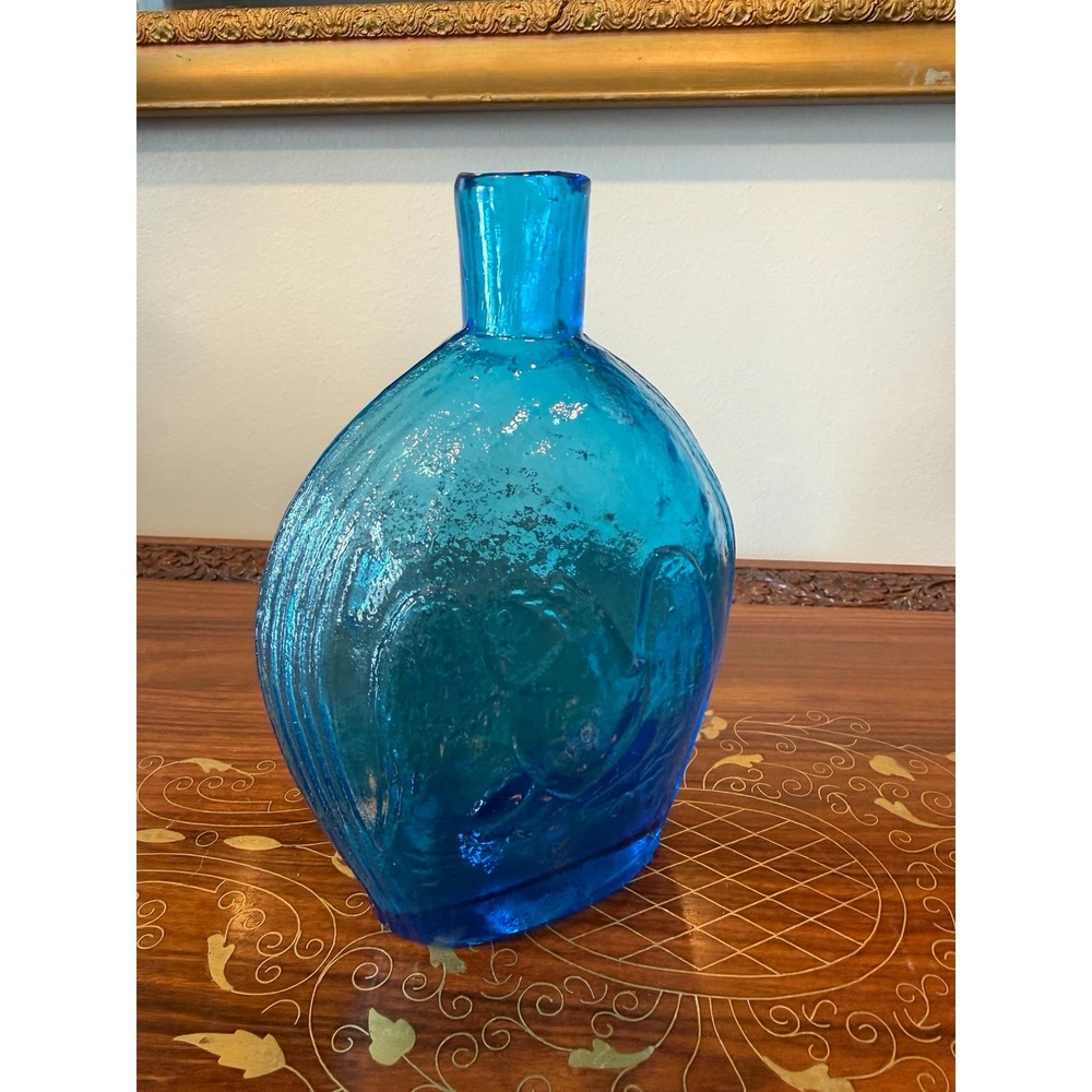 Vintage Clevenger Bros Blue Glass Bottle - Eagle and Grapes 8" - Picture 14 of 17